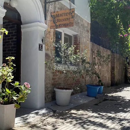 Macide Hanim Konagi * Ayvalik