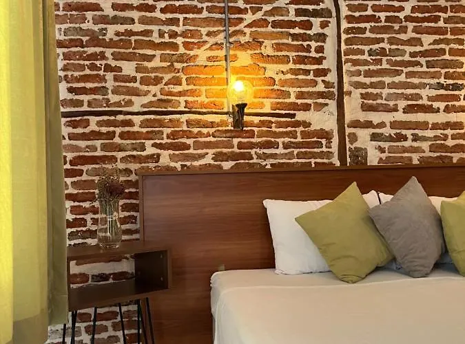 Macide Hanim Konagi Ayvalı