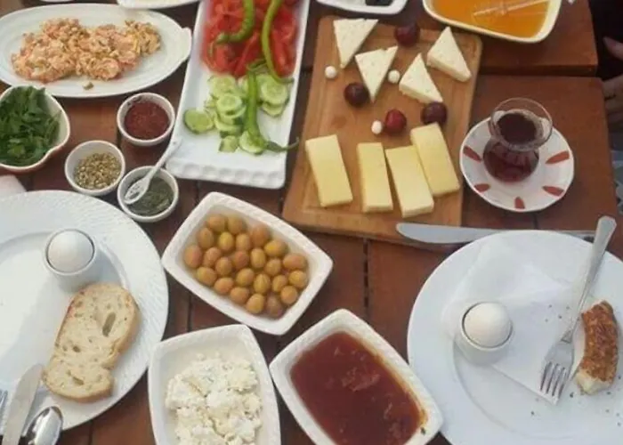 Macide Hanim Konagi Ayvalik