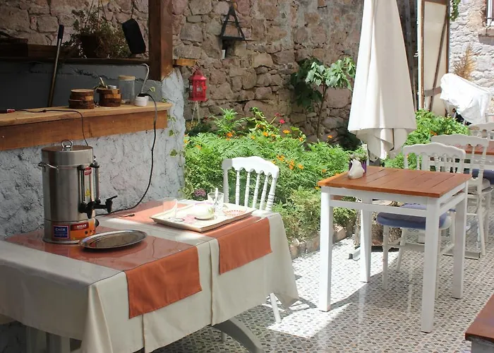 Macide Hanim Konagi Ayvalik